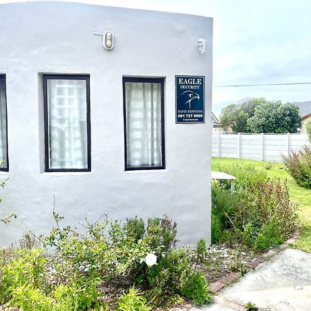 Kelp Cottage Gansbaai Eksteriør bilde